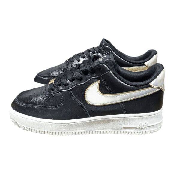 NIKE Air Force 1 Low 'Metallic Swoosh Black' Sneakers Size 9.5 - Picture 3 of 16